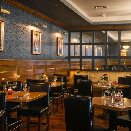 Scott's 4* קיל איירן