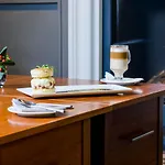 Scott's Hotell Cill Airne